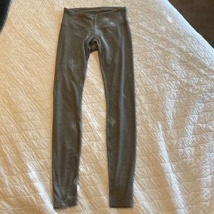 Lululemon Leggings in Marled Grey sz 4
